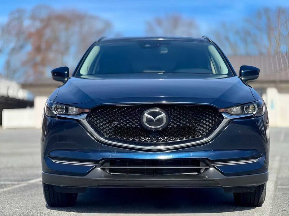 Mazda CX-5 Touring      2020