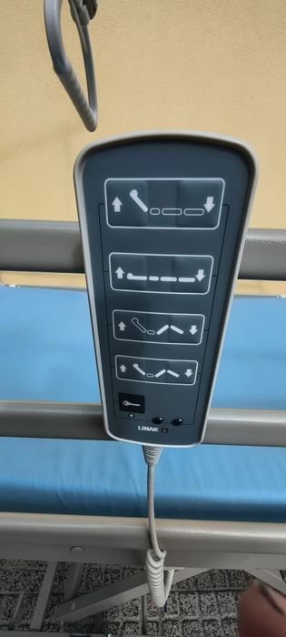 Cama articulada elétrica e elevatória hospitalar Linak