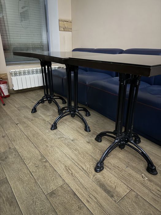 стол  для кавярні