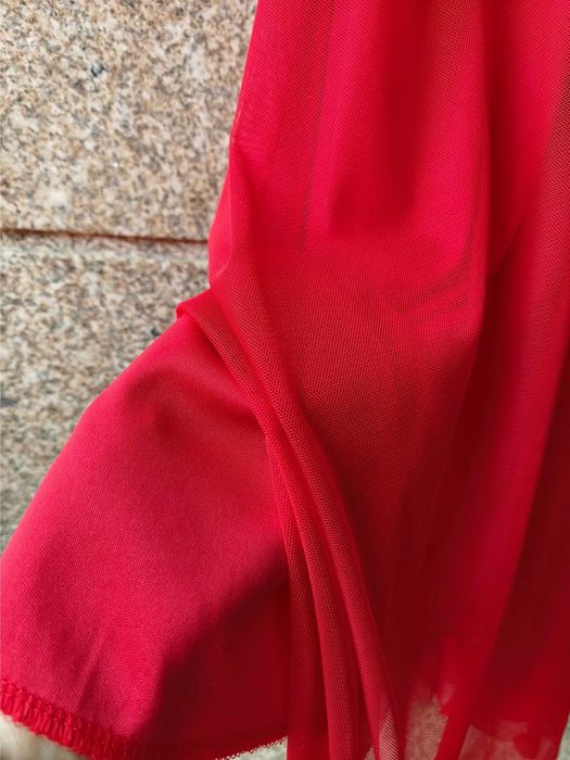 Vestido Vermelho Comprido em Tule com Decote V | Amo&Roma | Tam. Único (M/L), Novo