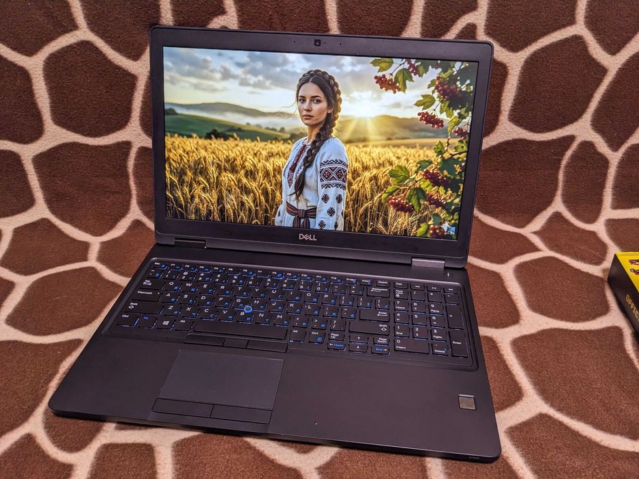 Dell Latitude 5590 15.6"FHD IPS Core i5-8350U 8GB DDR4 128GB SSD АКБ 68Wh 79%