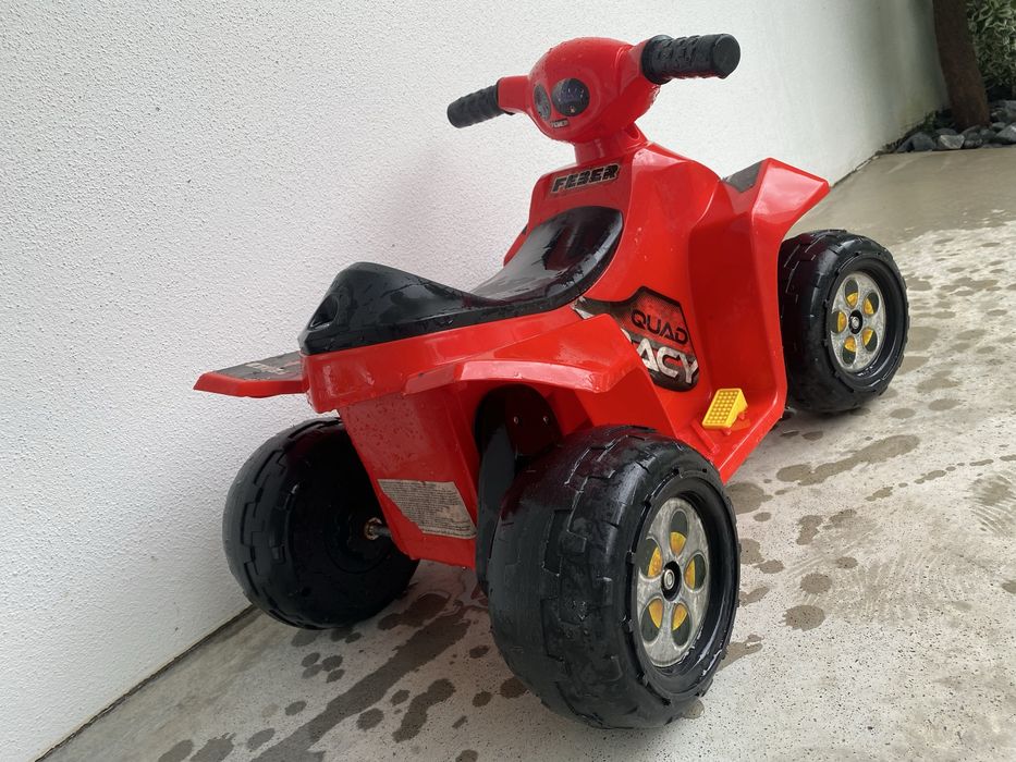 Mota electrica criança