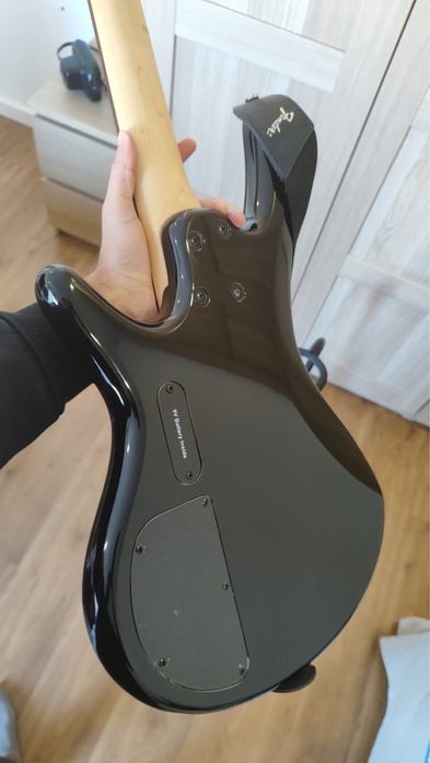 Baixo elétrico de 4 cordas IBANEZ GSR200-BK
