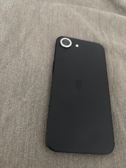 Okazja polecam iphone 16e