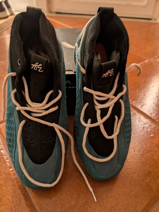 Sapatilhas basquetebol Adidas AE1