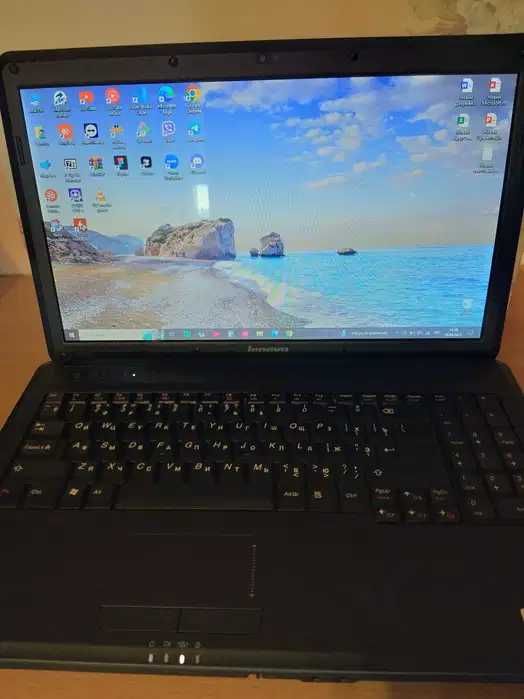 Ноутбук Lenovo G550 8GB T9300 Windows 10 Pro