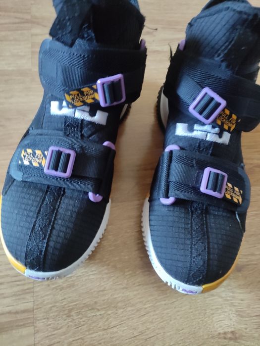 Nike LeBron Soldier 13