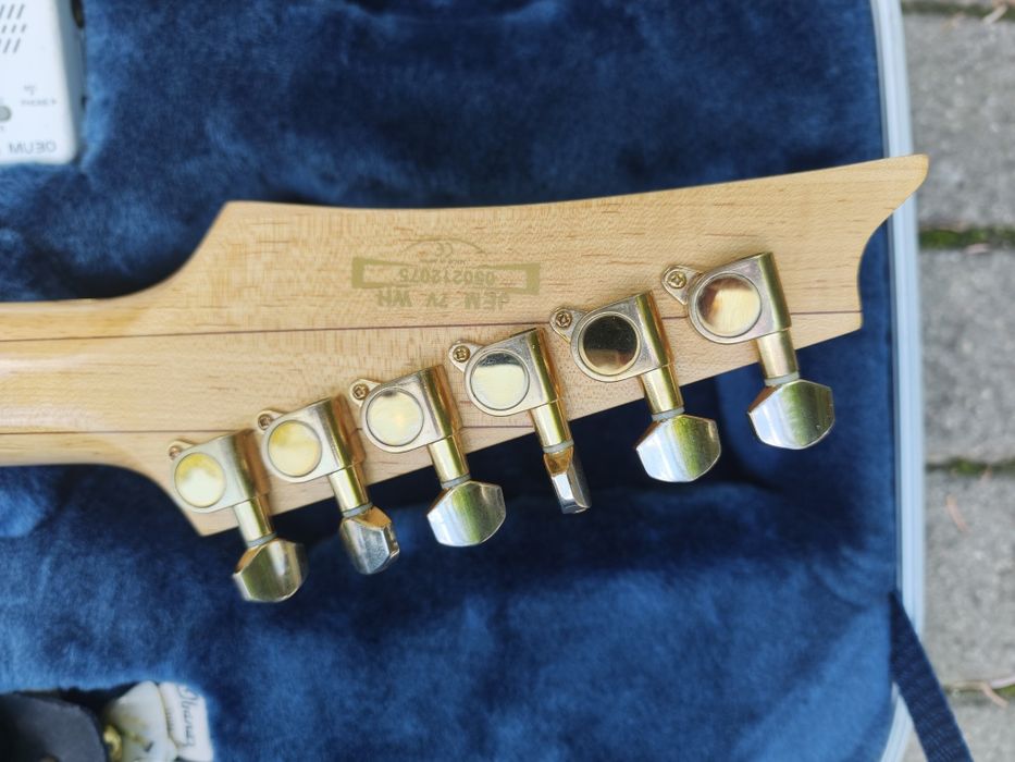 Gitara Ibanez JEM7V-WH Steve'a Vaia 2005 Japan