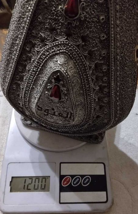 Ексклюзивний флакон Arabian Oud Al Anood (1.2 кг) — арабська розкіш
