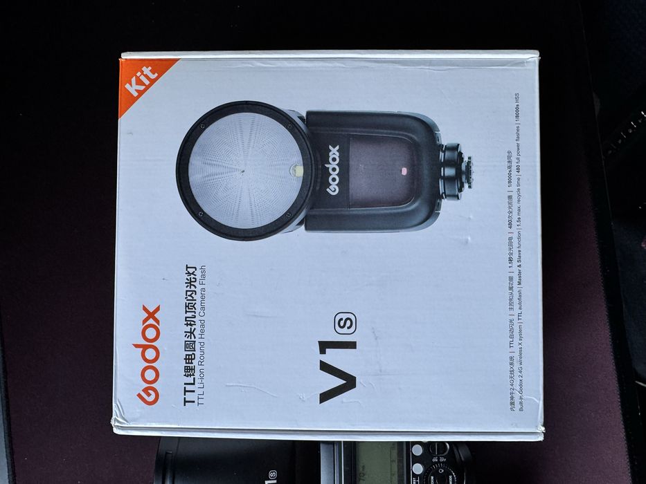Lampa Godox V1S do Sony