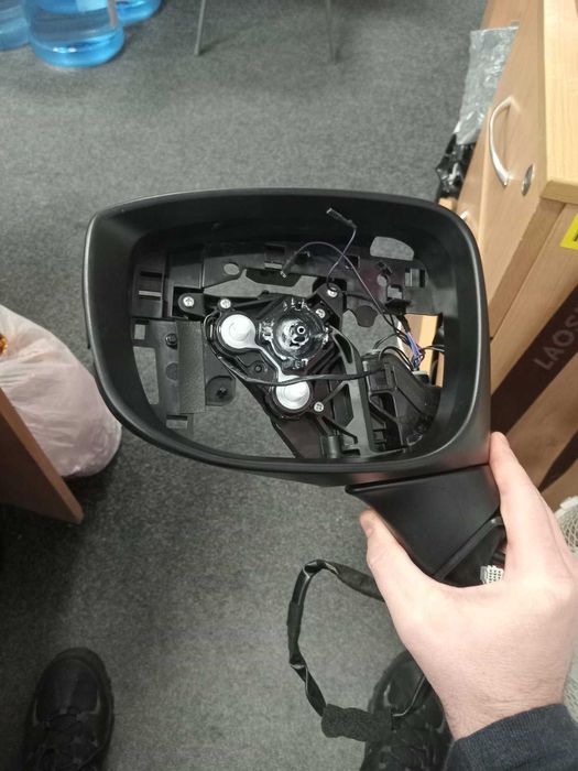 Бічне ліве дзеркало заднього виду Mazda CX5 2025