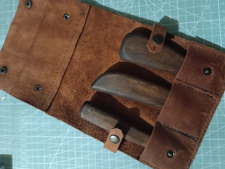 Різці для різьби по дереву. Ніж топорик, ніж флажок.