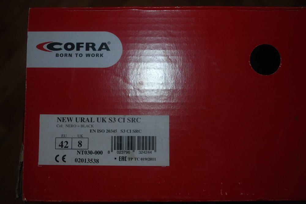 Buty  robocze , ocieplane, Cofra rozmiar 42 /8 , nowe .