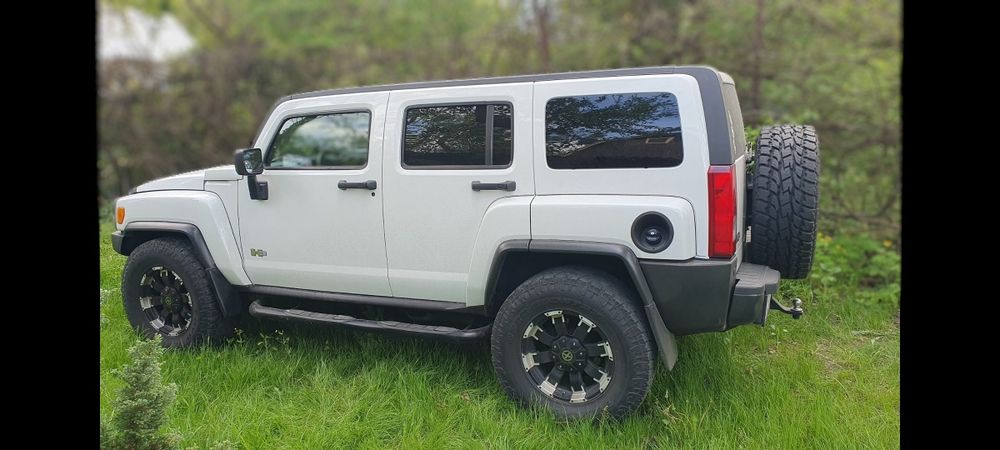 Hummer H3 2010 год