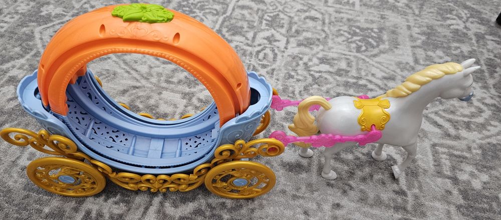 Carruagem e Cavalo da Barbie Cinderela Original da Hasbro