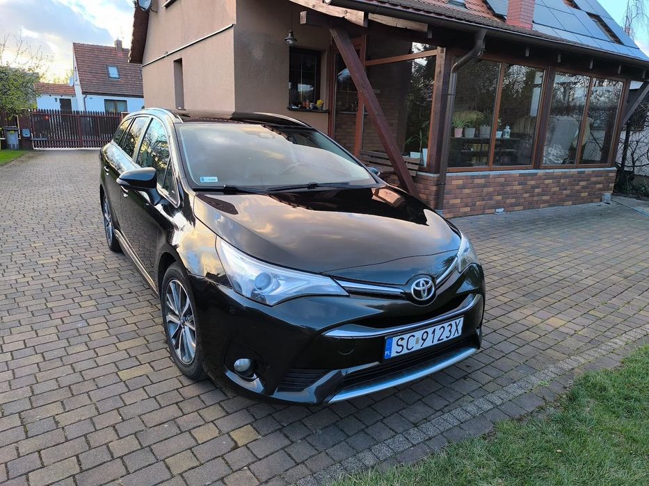 Toyota Avensis Toyota Avensis polski salon potwierdzone pochodzenie