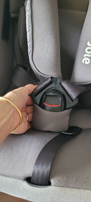 Cadeirinha para carro JOIE com ISOFIX
