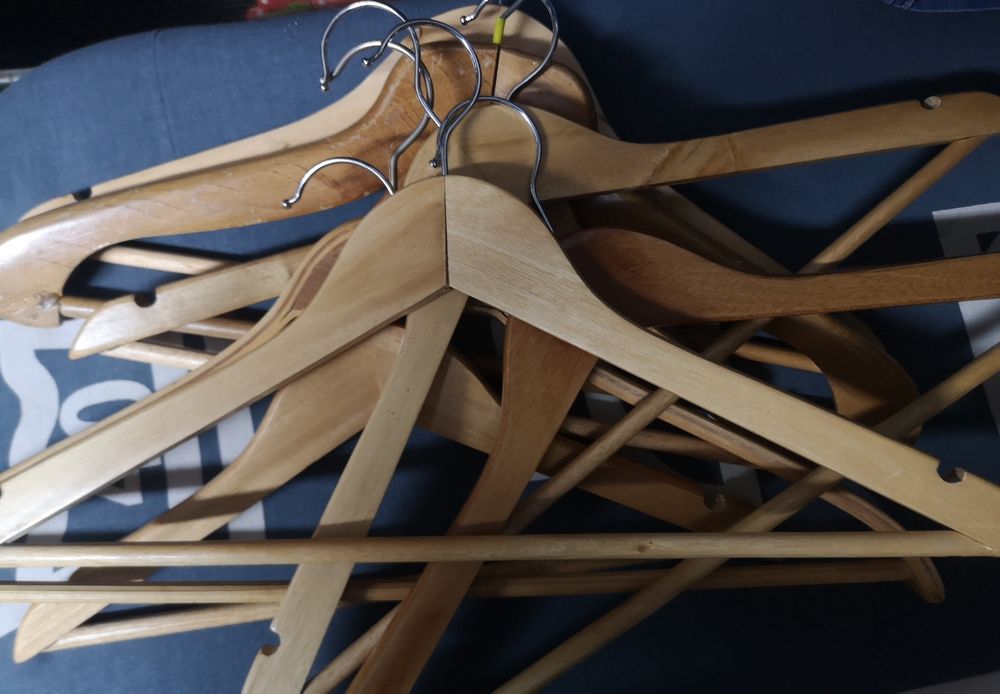 Cruzetas em madeira.