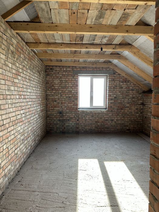 Продаж окремостоячого будинку в Оброшине