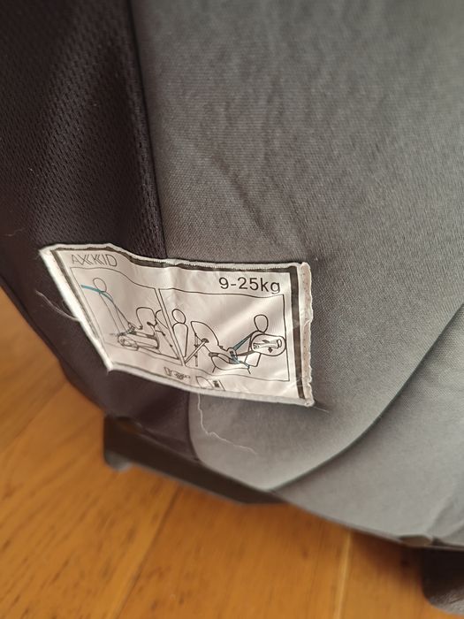 Fotelik Axkid Move 9-25kg