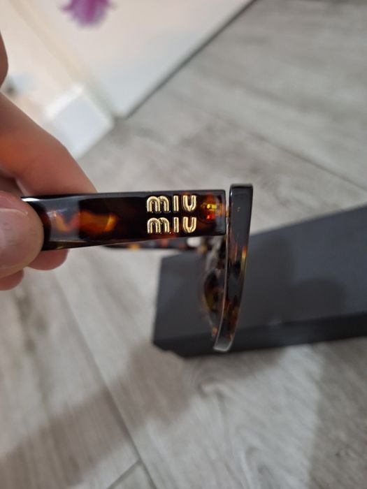 Miu miu okulary przeciwsłoneczne