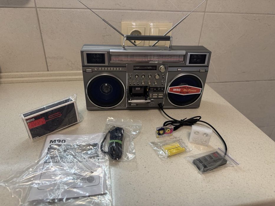 Mini stereo Radio RC-M90BR