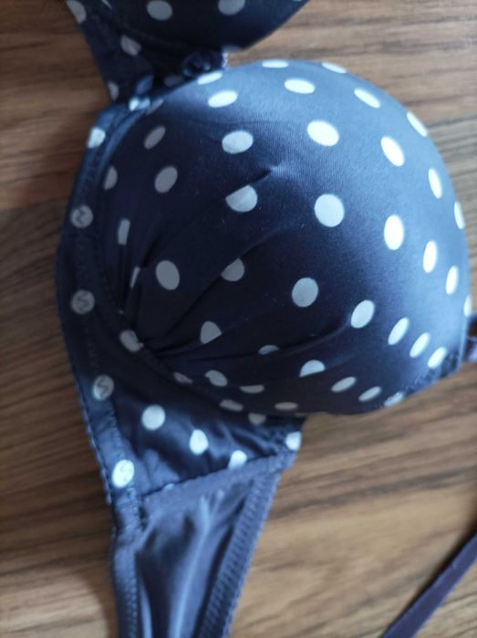 Biustonosz push up 75B