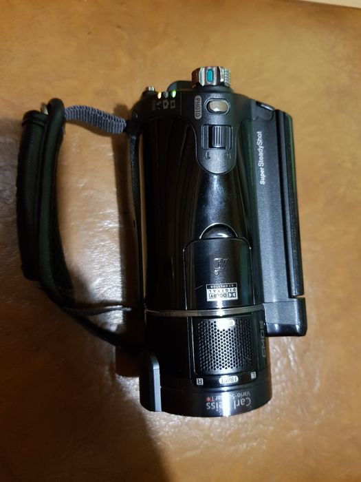 Відеокамера Sony HDR-Cx7ek  CMOS (Carl Zeiss)