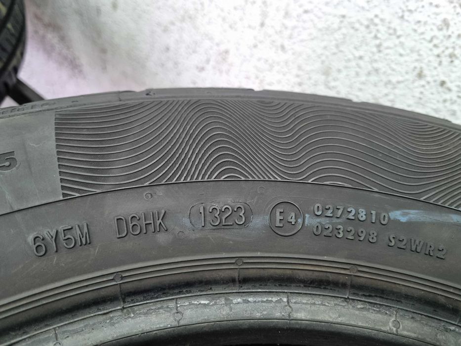 215/60/16 95H Continental ContiPremiumContact 5 D.1323