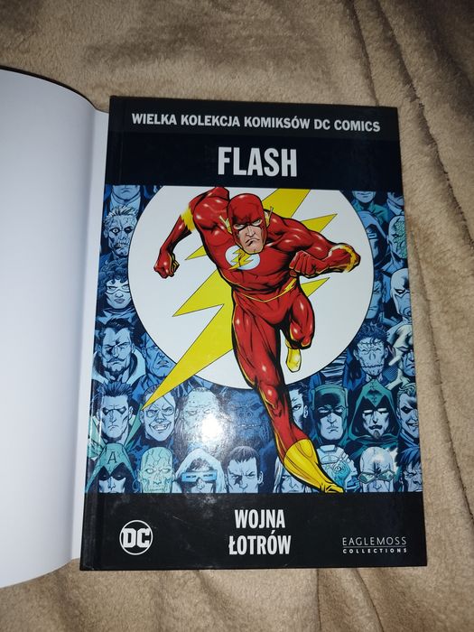 Wielka Kolekcja Komiksów DC Flash Wojna Łotrów + obwoluta