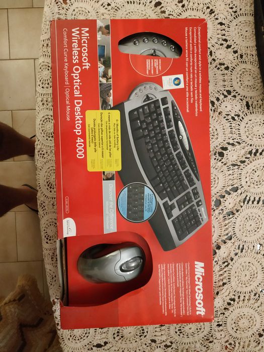 Conjunto Rato + Teclado Microsoft