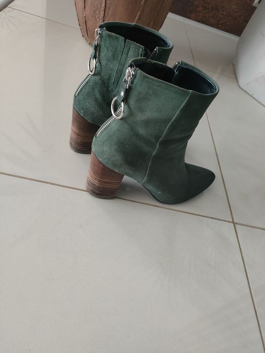 Ryłko r. 37 ciemnozielone, obcas 8 cm