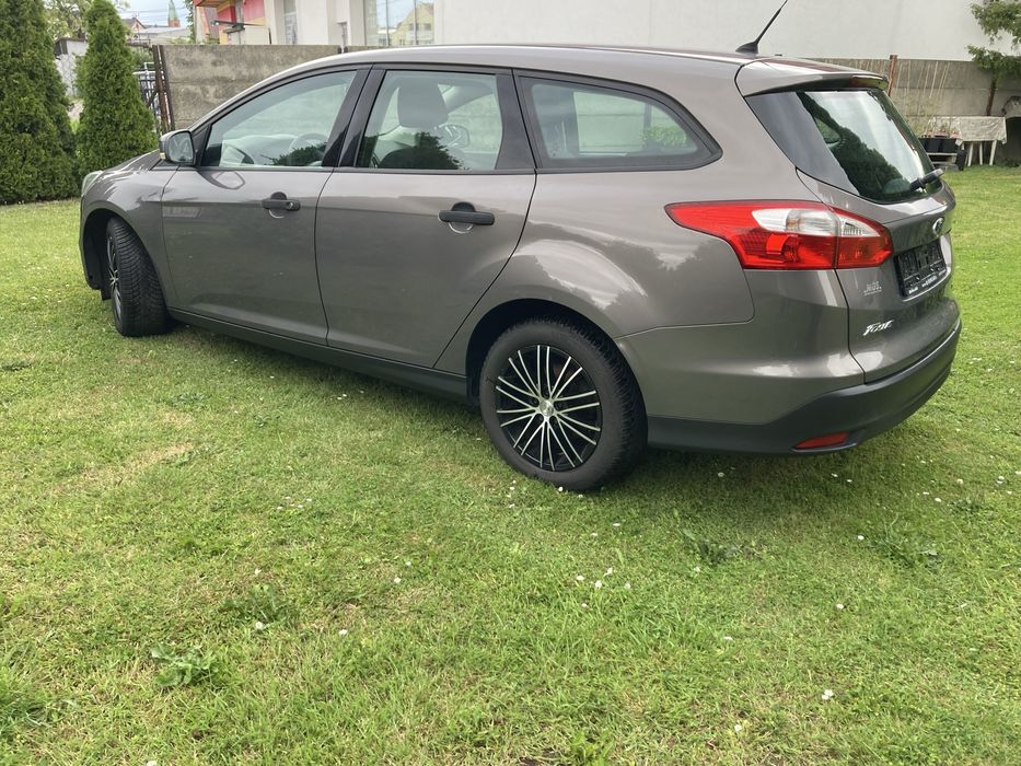 Ford Focus kombi benzyna