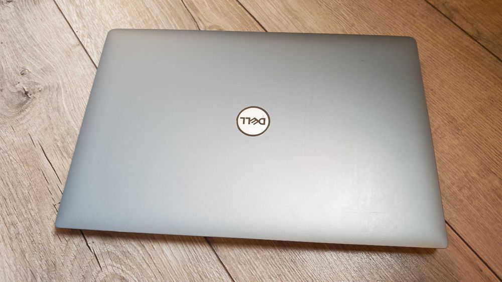 Ноутбук Dell XPS 15 7590 15.6" i7-9750H/16Gb/GTX 1650/1Tb