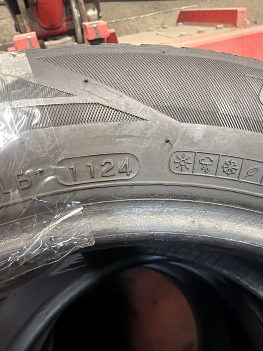 175/65r14 Laufenn 24 rok wielosezon 4szt