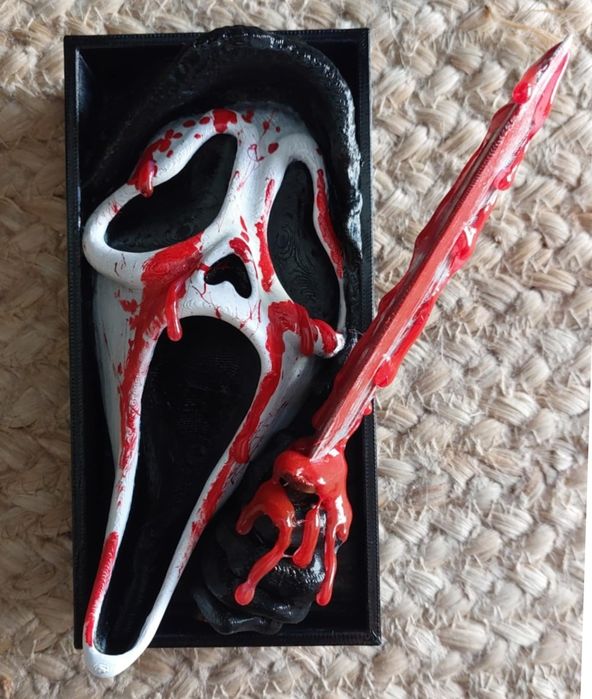 Scream morte book nook