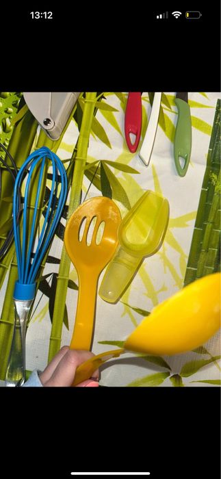 Kitchen utensils436286713999534083