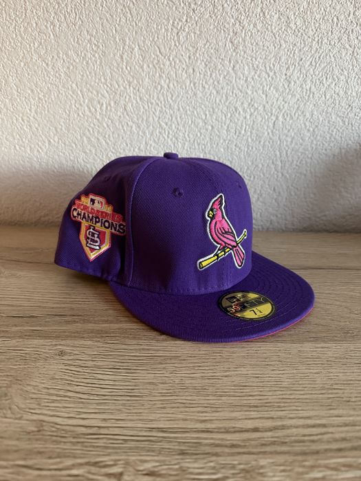 Czapka New Era 59Fifty Cardinals fioletowa 7 1/4 naszywka World Series