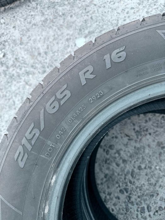 215 65 16 C Vredestein Comtrac 2 2024 90% Шини Літо