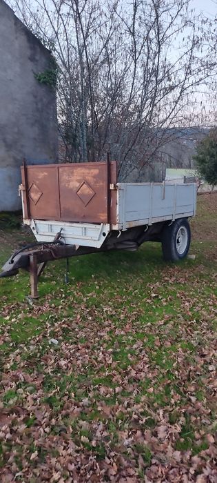 Atrelado para Madeira.