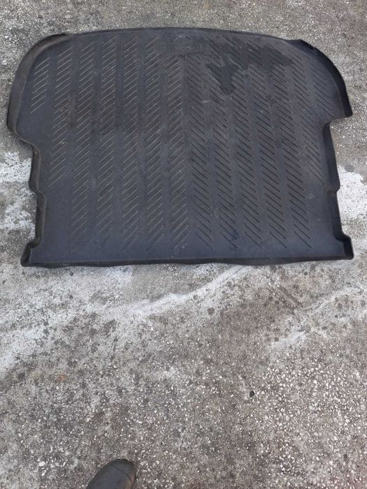 Material diverso MAZDA 6 station 2003