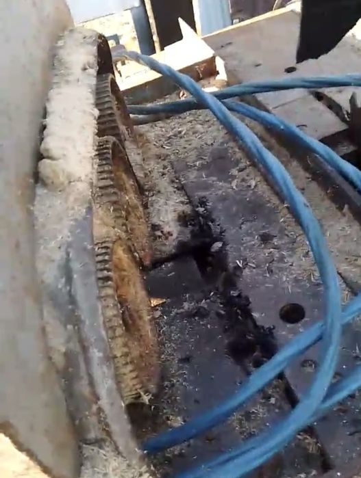 Деревообробний станок універсальний