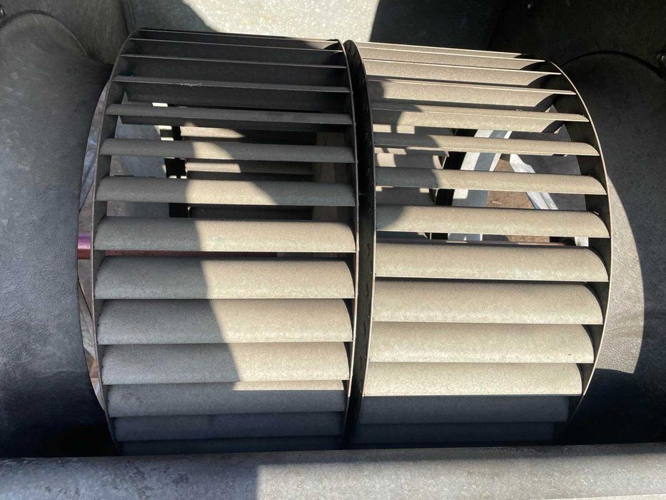 Продам промисловий вентилятор.