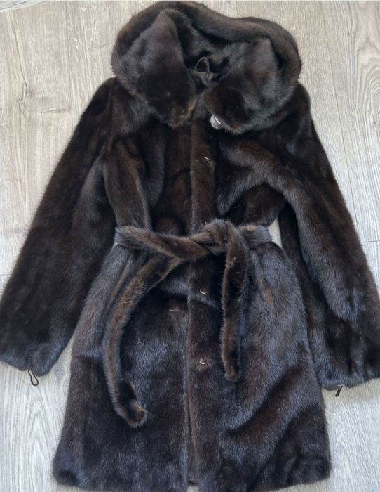 Норковая шуба с капюшоном