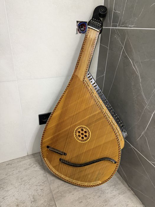 Бандура українська