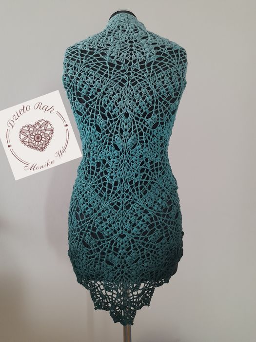 Chusta robiona na szydełku