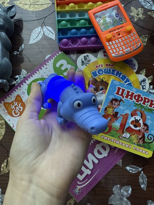 Іграшки для маляти, Том телефон, книги цифри, попіт, гра колечка