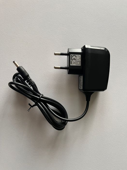 Б/в Зарядка для Nokia (товстий штекер) Зарядний пристрій