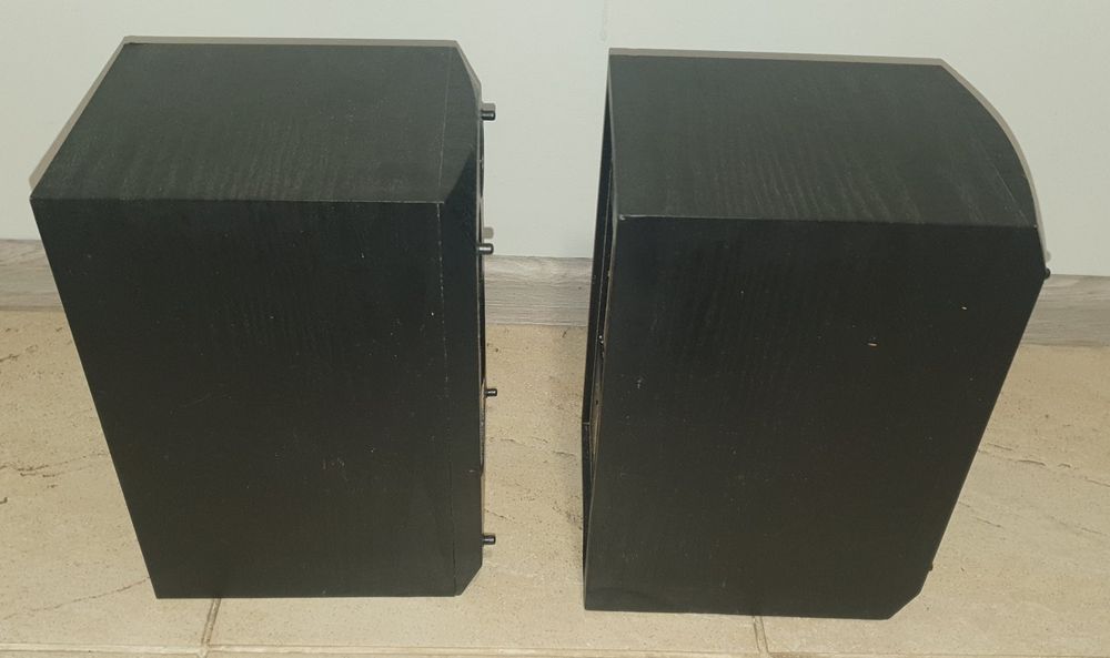 Компьютерные колонки Sven корпуса.