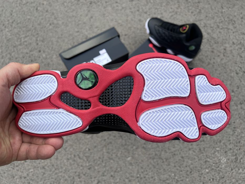 Jordan 13 Retro Playoff 41-45 в наявності. Джордан.